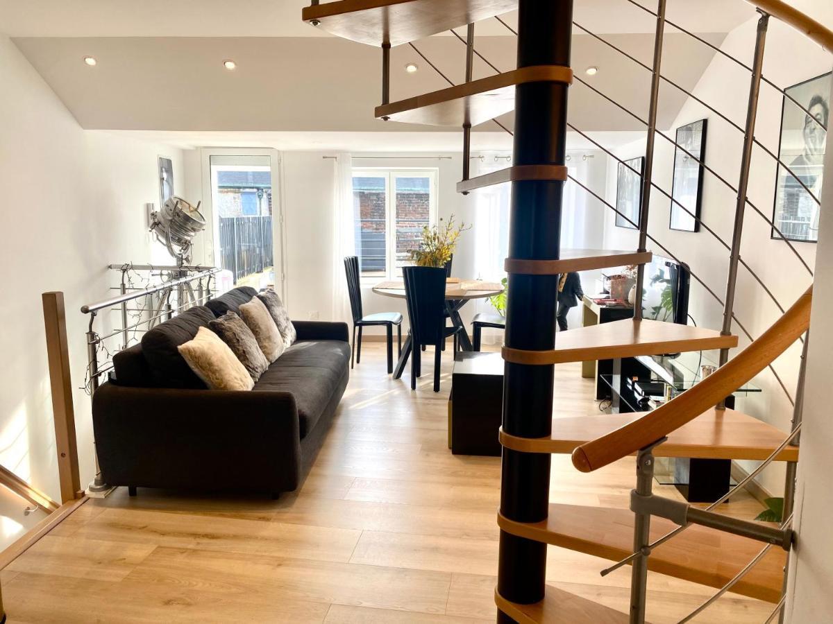 Leonard, Comme A La Maison - Vieux Appartement *
